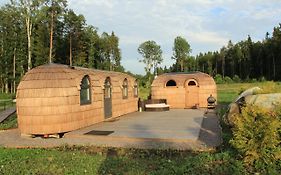 Kuldallika Igloo House And Iglusauna